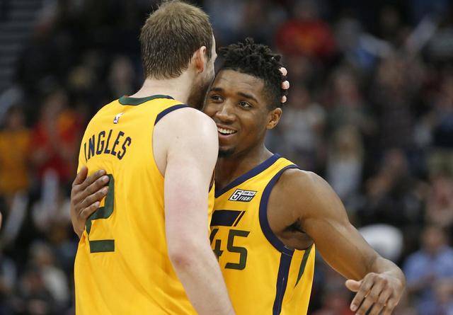 对他们的低 对他们的低