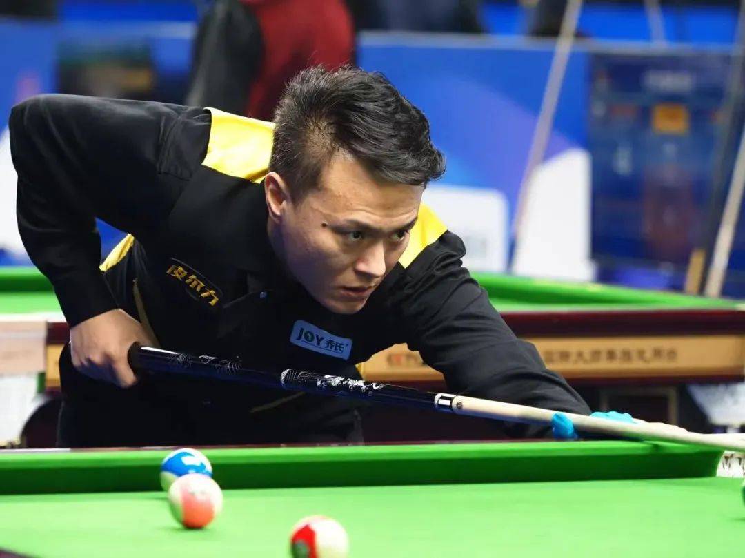 不少年轻球 不少年轻球